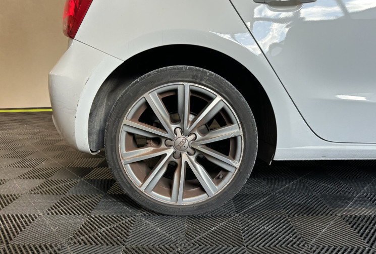 Audi A1 SPORTBACK 1.6 TDI FAP