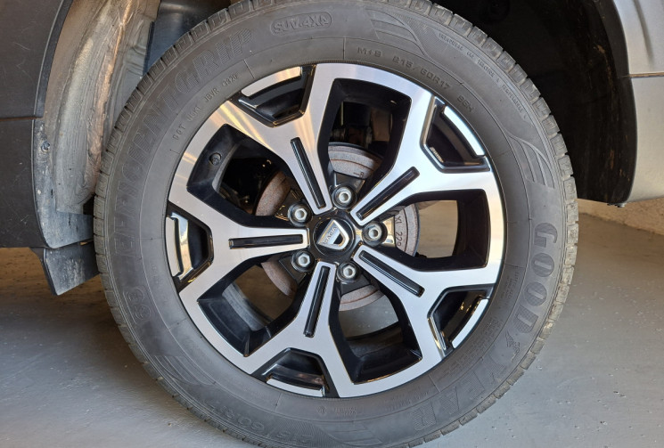 Dacia Duster 1.5 115  Blue DCI 4X4 PRESTIGE GARANTIE 6 MOIS 