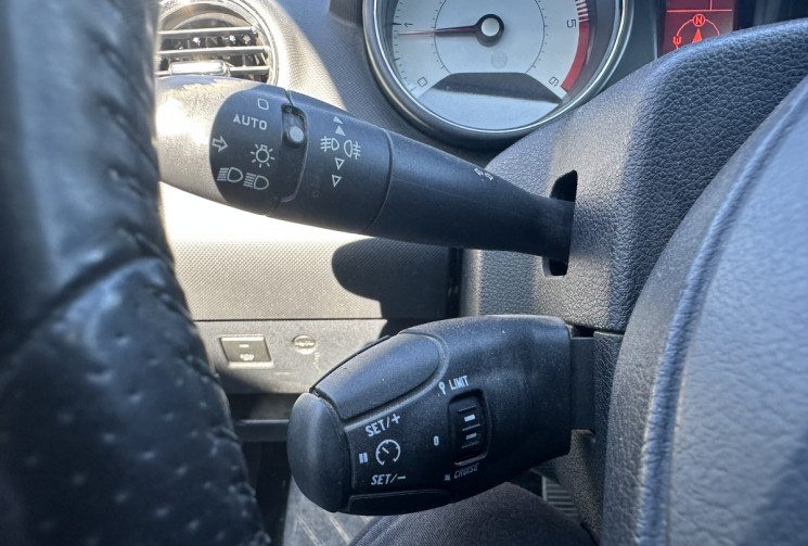 Peugeot 308 1.6 e-HDi  FAP 112 SPORTIUM / DISTRI FAITE Peugeot 308 1.6 e-HDi  FAP 112 SPORTIUM / DISTRI FAITE