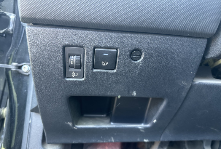 Peugeot 308 1.6 e-HDi  FAP 112 SPORTIUM / DISTRI FAITE Peugeot 308 1.6 e-HDi  FAP 112 SPORTIUM / DISTRI FAITE