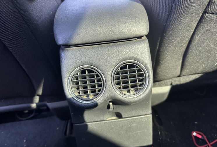 Peugeot 308 1.6 e-HDi  FAP 112 SPORTIUM / DISTRI FAITE Peugeot 308 1.6 e-HDi  FAP 112 SPORTIUM / DISTRI FAITE