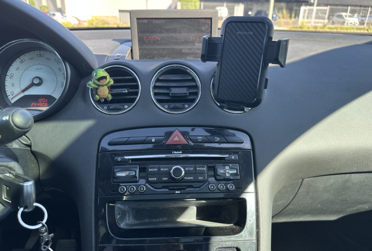 Peugeot 308 1.6 e-HDi  FAP 112 SPORTIUM / DISTRI FAITE Peugeot 308 1.6 e-HDi  FAP 112 SPORTIUM / DISTRI FAITE