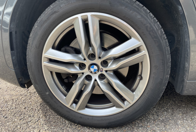 BMW X1 20d X Drive 190 ch M Sport BVA /Toit ouvrant panoramique / Barre de toit / Siège électrique BMW X1 20d X Drive 190 ch M Sport BVA /Toit ouvrant panoramique / Barre de toit / Siège électrique