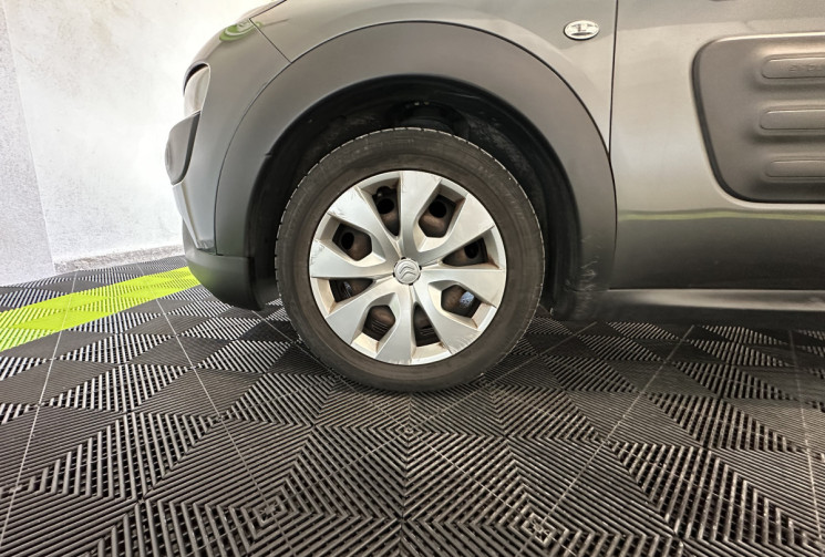 Citroën C4 CACTUS 1.2 PureTech 82 Feel + GPS / KIT DISTRIBUTION OK