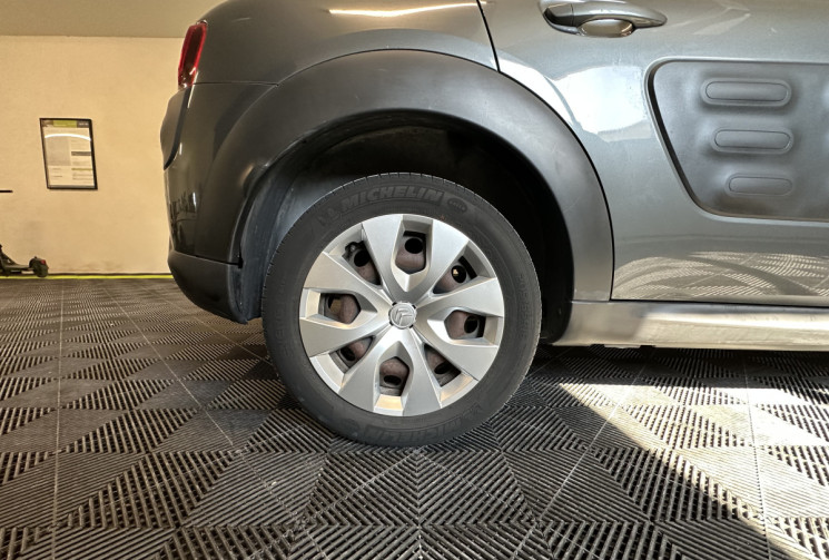 Citroën C4 CACTUS 1.2 PureTech 82 Feel + GPS / KIT DISTRIBUTION OK