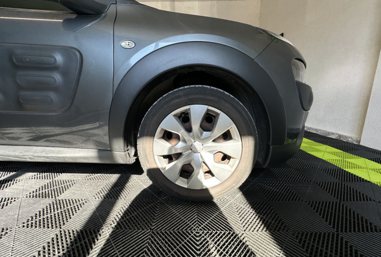 Citroën C4 CACTUS 1.2 PureTech 82 Feel + GPS / KIT DISTRIBUTION OK