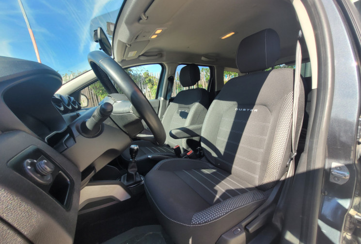 Dacia Duster 1.5 BLUE DCI 115 PRESTIGE 4WD 4X4 GPS CAMERA 360 SIEGES CHAUFFANTS ATTELAGE