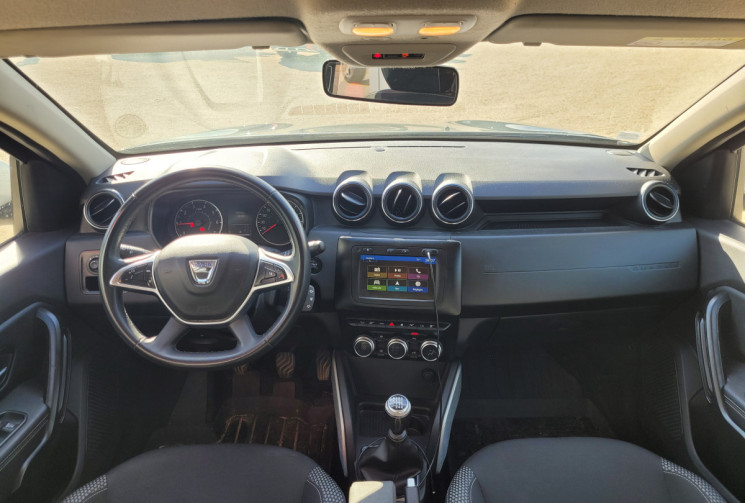 Dacia Duster 1.5 BLUE DCI 115 PRESTIGE 4WD 4X4 GPS CAMERA 360 SIEGES CHAUFFANTS ATTELAGE