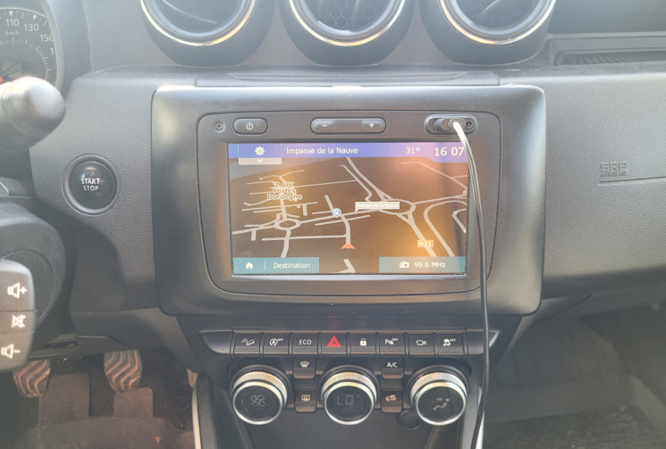 Dacia Duster 1.5 BLUE DCI 115 PRESTIGE 4WD 4X4 GPS CAMERA 360 SIEGES CHAUFFANTS ATTELAGE