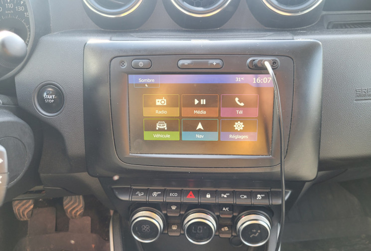 Dacia Duster 1.5 BLUE DCI 115 PRESTIGE 4WD 4X4 GPS CAMERA 360 SIEGES CHAUFFANTS ATTELAGE