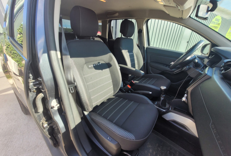 Dacia Duster 1.5 BLUE DCI 115 PRESTIGE 4WD 4X4 GPS CAMERA 360 SIEGES CHAUFFANTS ATTELAGE