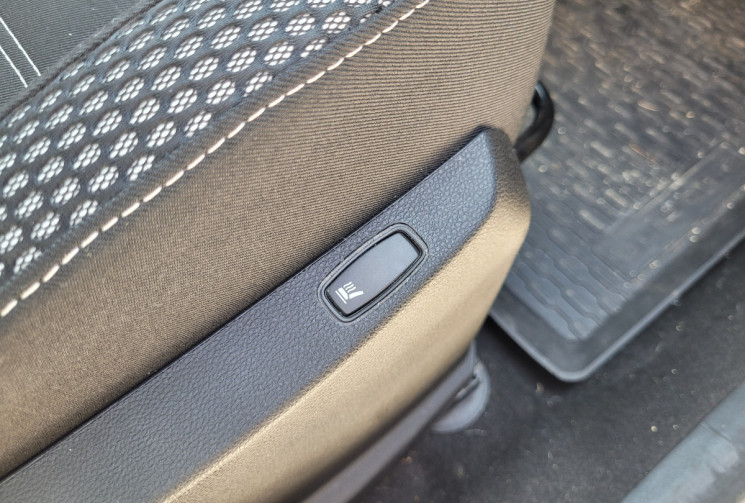 Dacia Duster 1.5 BLUE DCI 115 PRESTIGE 4WD 4X4 GPS CAMERA 360 SIEGES CHAUFFANTS ATTELAGE