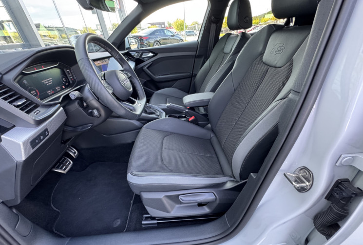 Audi A1 1.5 TFSI 150ch S line S tronic 7 / GTIE CONSTUCTEUR