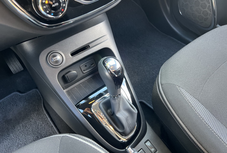 Renault Captur 1.2 Tce 120 Intens EDC / Seulement 46 780 km / Caméra / Keyless / Moteur à Chaine