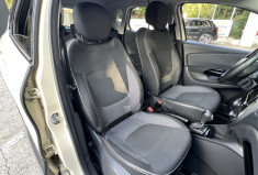 Renault Captur 1.2 Tce 120 Intens EDC / Seulement 46 780 km / Caméra / Keyless / Moteur à Chaine