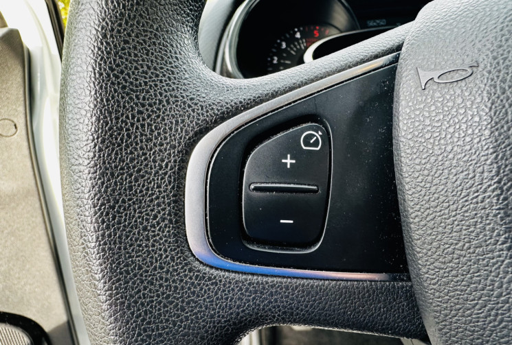 Renault Clio 1.5 dCi 90ch business 2 places