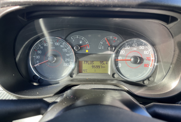 FIAT Punto 1.2 i 70 ch