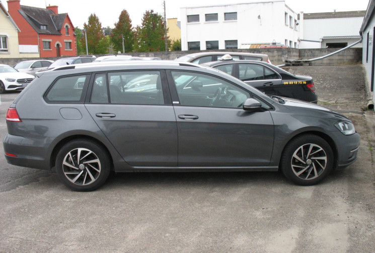 Volkswagen Golf VII SW TSI 110 Connect