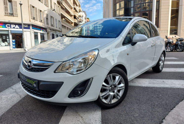 Opel Corsa 1.4 i 100 CH COSMO 52100 KMS SUIVI COMPLET