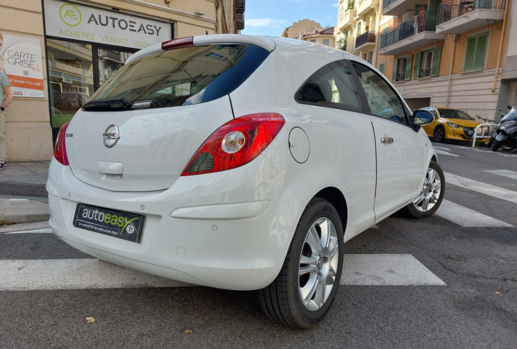 Opel Corsa 1.4 i 100 CH COSMO 52100 KMS SUIVI COMPLET