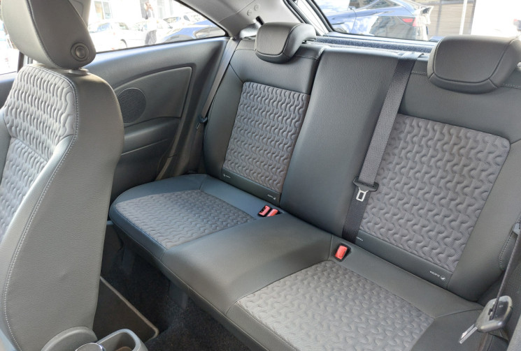 Opel Corsa 1.4 i 100 CH COSMO 52100 KMS SUIVI COMPLET
