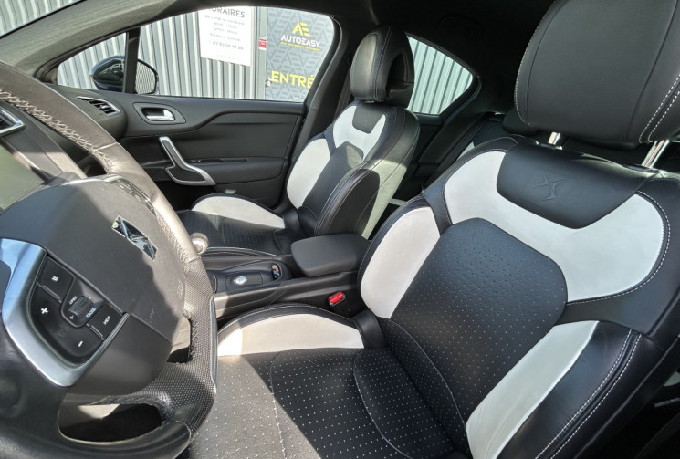 DS DS 4 1.2 PURETECH 130 CH SPORT CHIC GTIE CONSTRUCTEUR 