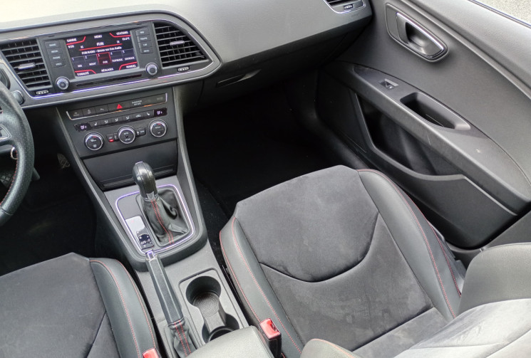 SEAT Leon  SEAT LEON FR 1.8 TSI 180CV DSG7