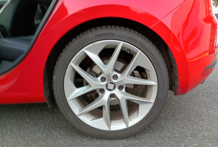 SEAT Leon FR 1,8 TSI 180 ch DSG7