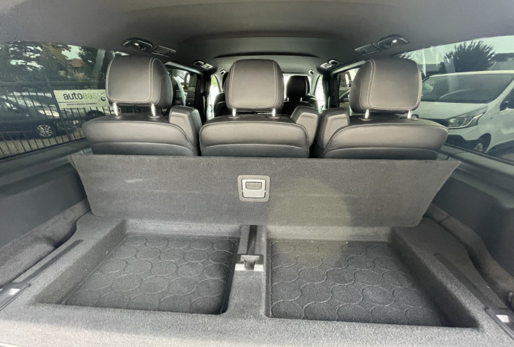 Mercedes CLASSE V 300 D / 239 CH / LONG AMG LINE