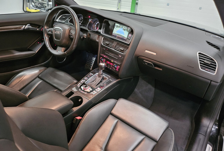 Audi RS5 V8 4.2 quattro s tronic 450 cv / TO / int carbone / B&O / ...