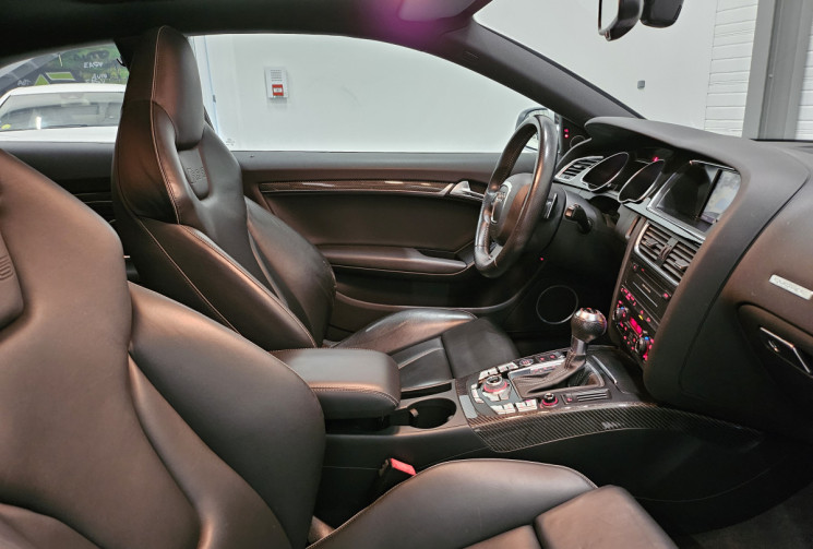 Audi RS5 V8 4.2 quattro s tronic 450 cv / TO / int carbone / B&O / ...