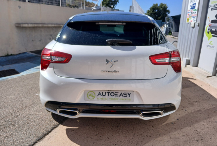 Citroën DS5 2.0 HDi FAP 200 Hybrid4 4x4 16V BMP6 163 SPORT CHIC 163
