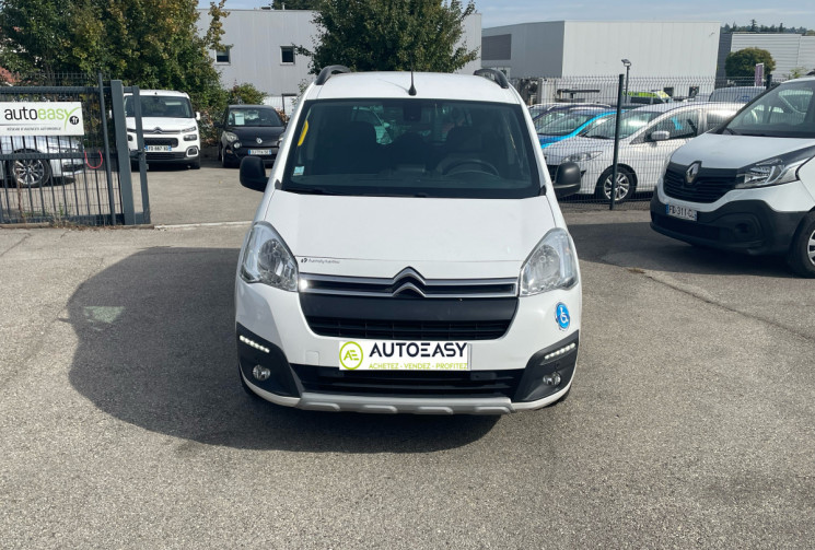 Citroën Berlingo 1.6 HDI / 100 CH / TPMR 5+1 FAUTEUIL ROULANT / MULTISPACE