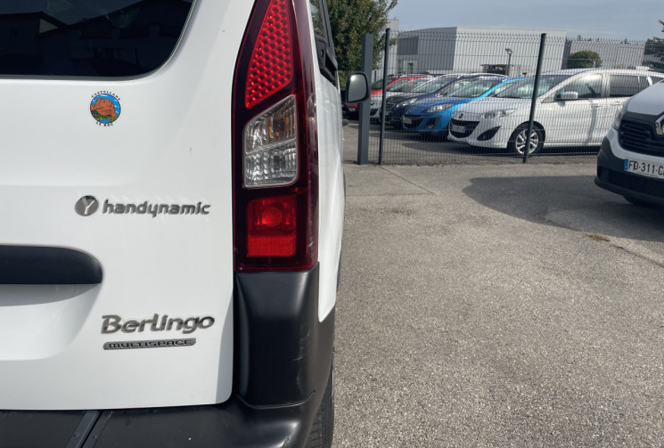 Citroën Berlingo 1.6 HDI / 100 CH / TPMR 5+1 FAUTEUIL ROULANT / MULTISPACE