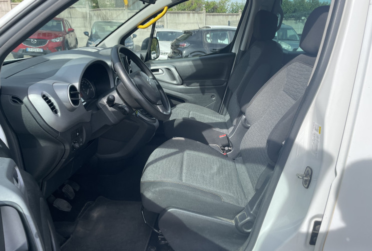 Citroën Berlingo 1.6 HDI / 100 CH / TPMR 5+1 FAUTEUIL ROULANT / MULTISPACE