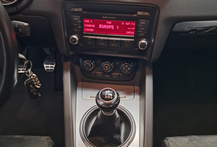 Audi TT  8J - 2.0 TFSI 200 CH - SUPERBE - SUIVI ENTRETIEN - GARANTIE -