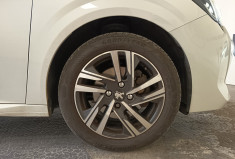 Peugeot 208 1.2 PT 100CV ALLURE BUSINESS CAMERA DE RECUL ATTELAGE SUIVI CONCESSION