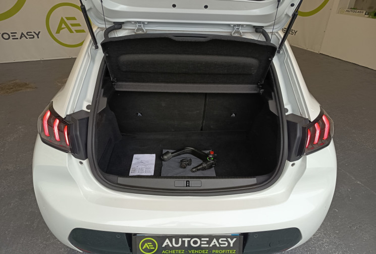 Peugeot 208 1.2 PT 100CV ALLURE BUSINESS CAMERA DE RECUL ATTELAGE SUIVI CONCESSION