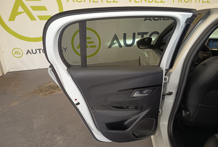 Peugeot 208 1.2 PT 100CV ALLURE BUSINESS CAMERA DE RECUL ATTELAGE SUIVI CONCESSION