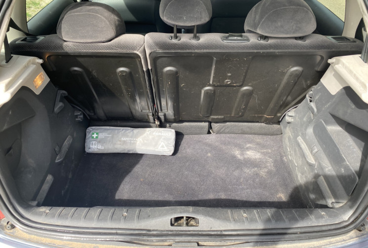 Citroën C3 I Phase 2 1.1 i 60 CH - Clim - Bluetooth - 4 Pneus neufs - Distrib à jour