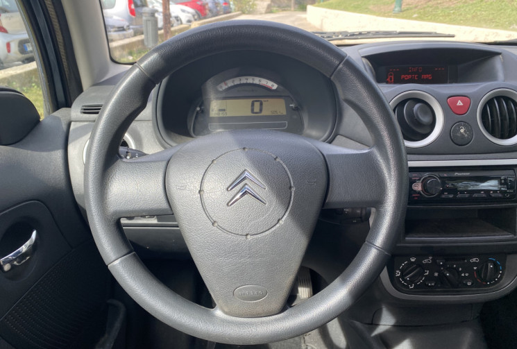 Citroën C3 I Phase 2 1.1 i 60 CH - Clim - Bluetooth - 4 Pneus neufs - Distrib à jour