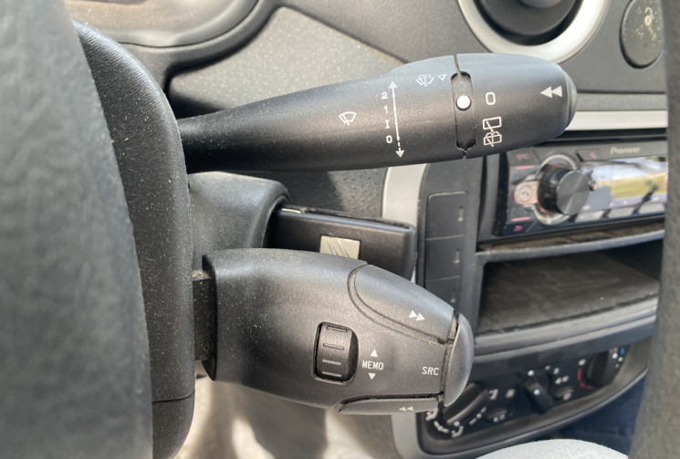 Citroën C3 I Phase 2 1.1 i 60 CH - Clim - Bluetooth - 4 Pneus neufs - Distrib à jour