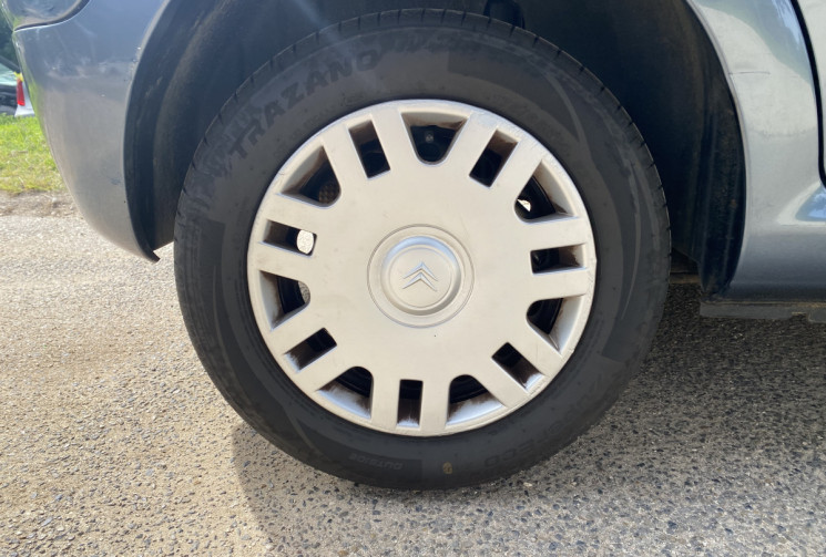 Citroën C3 I Phase 2 1.1 i 60 CH - Clim - Bluetooth - 4 Pneus neufs - Distrib à jour