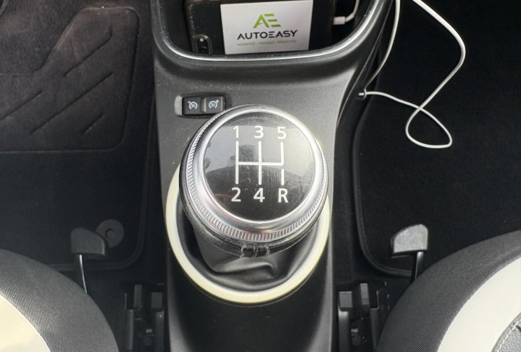 Renault Twingo INTENS 90cv * Caméra * Carplay * Cuir * Climatisation