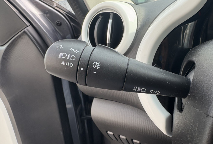 Renault Twingo INTENS 90cv * Caméra * Carplay * Cuir * Climatisation