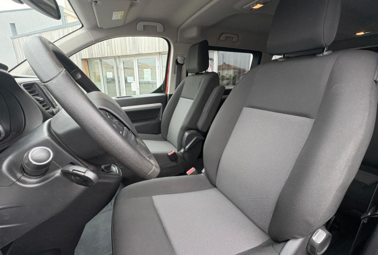 Peugeot TRAVELLER 2.0 HDI COMBI MOYEN 150 BUSINESS / 8 PLACES / CARPLAY / GARANTIE 12 MOIS