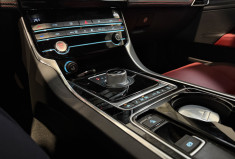 Jaguar XE 2.0D 180ch R-Sport AWD BVA8