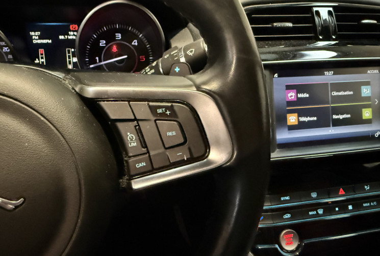 Jaguar XE 2.0D 180ch R-Sport AWD BVA8