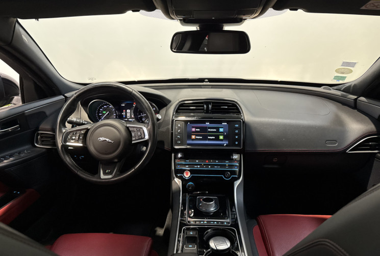 Jaguar XE 2.0D 180ch R-Sport AWD BVA8
