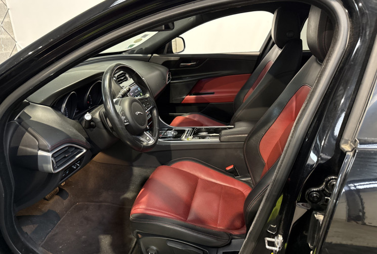 Jaguar XE 2.0D 180ch R-Sport AWD BVA8